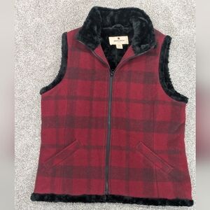 Woolrich Women's Burgundy Checkered Vest